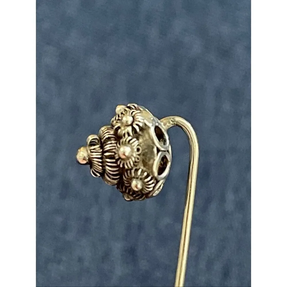 Vintage Dutch Zeeuwse Silver Wirework & Filigree Dome Hat Pin